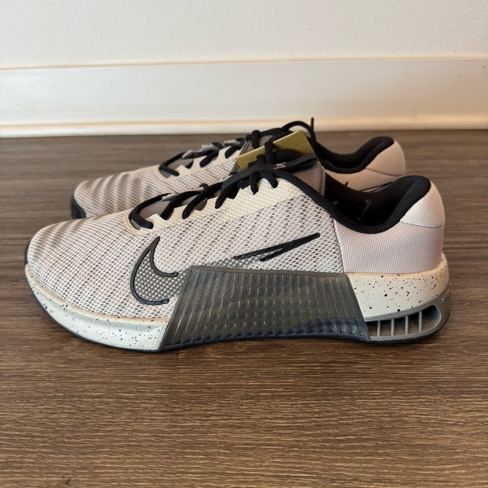 Nike Metcon 9 Light Iron sz 10, 11 - Picture 2 of 6